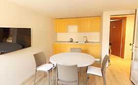 Ross' House 2